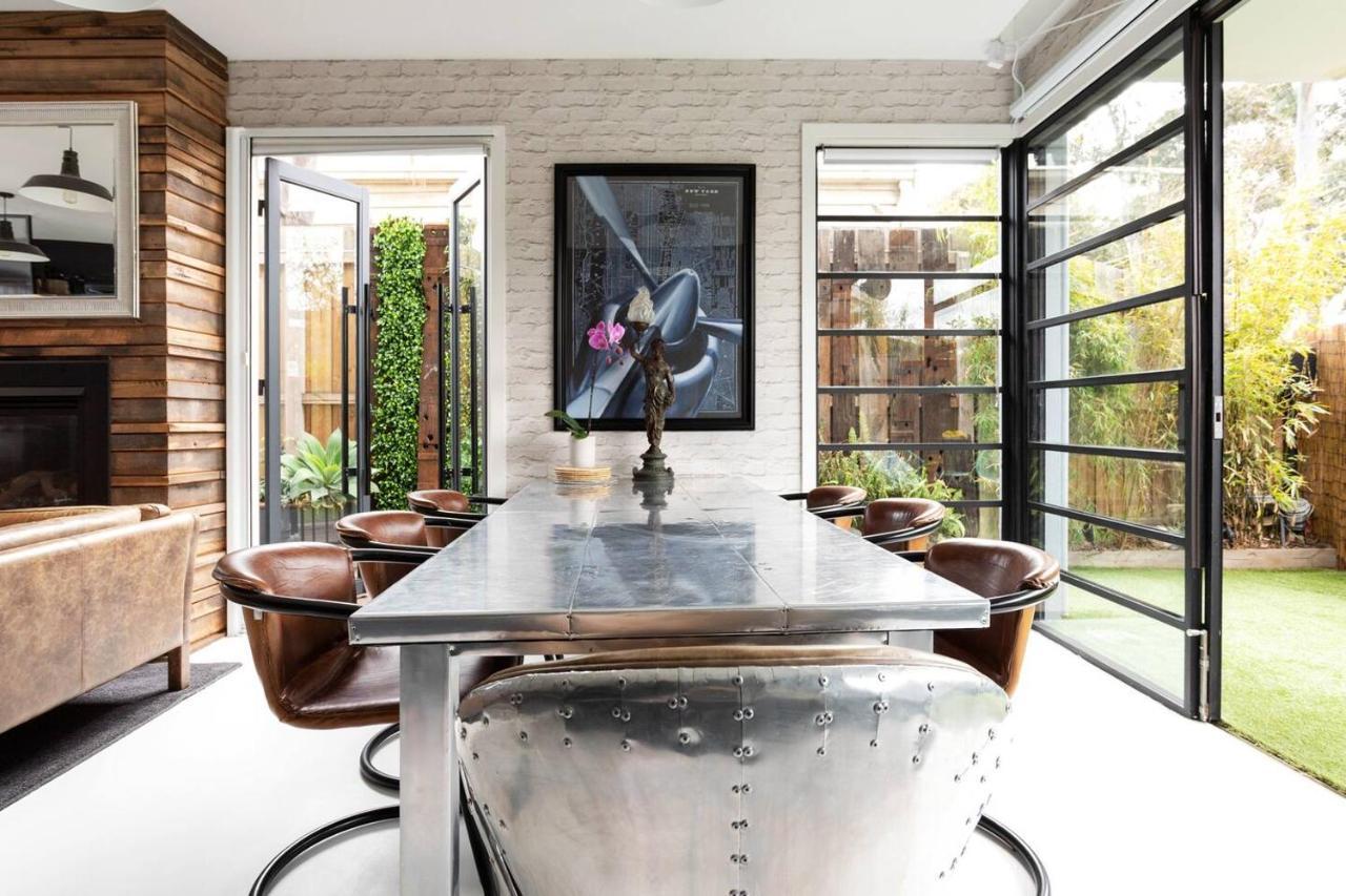 The Kings Domain At The House Of Windsor By Ready Set - Ground Level * Melbourne